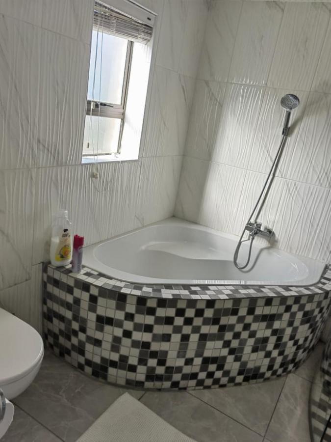 Obaa Sima Guest House 움타타 외부 사진